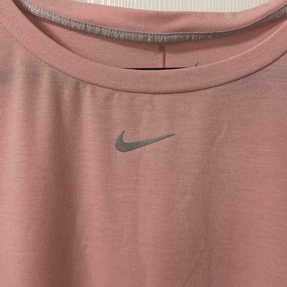 Women’s Nike DriFit pink Tank Top size 1X - Picture 2 of 7